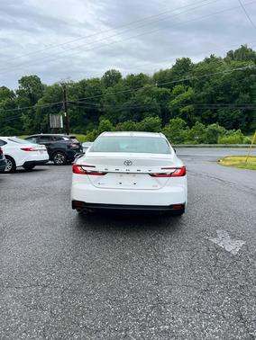 White 2025 Toyota Camry SE