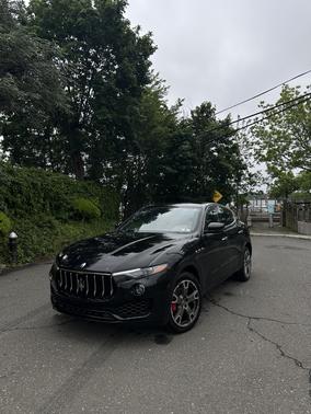 2019 Maserati Levante Base