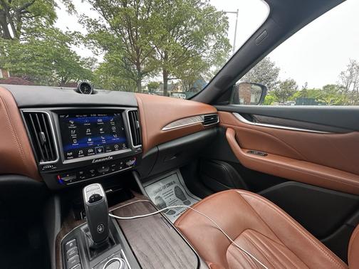 2019 Maserati Levante Base