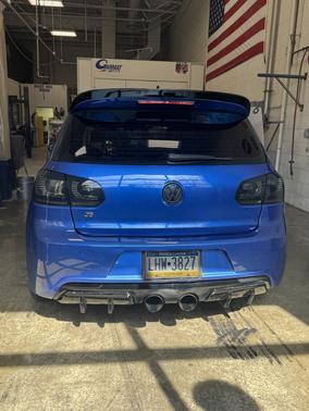 2013 Volkswagen Golf R 4-Door