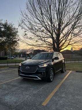 Black 2017 Hyundai SANTA FE Limited