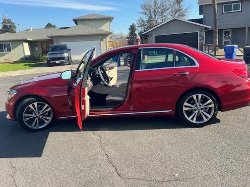 2018 Mercedes-Benz C-Class C 300