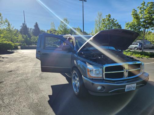 Gray 2005 Dodge Durango Limited