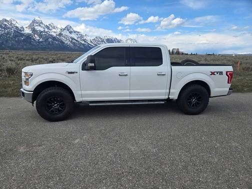 White 2015 Ford F-150 XLT