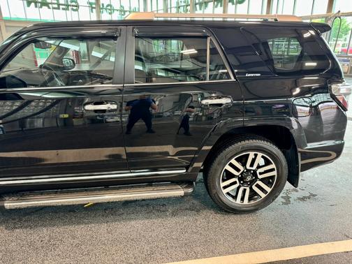 Black 2016 Toyota 4Runner Limited