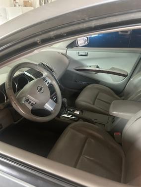 Gray 2008 Nissan Maxima SL