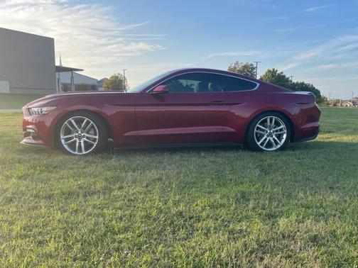 2016 Ford Mustang EcoBoost Premium