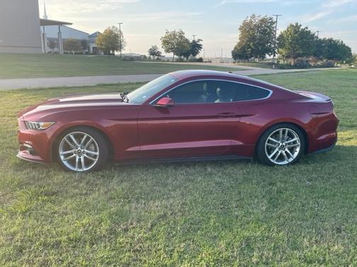 2016 Ford Mustang EcoBoost Premium