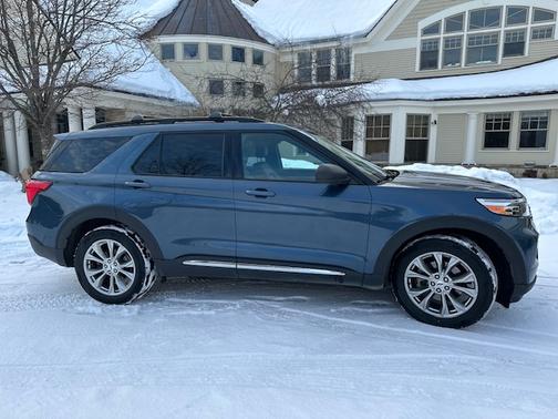 Blue 2020 Ford Explorer XLT