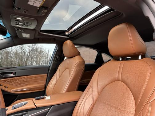 Blue 2020 Toyota Avalon Limited