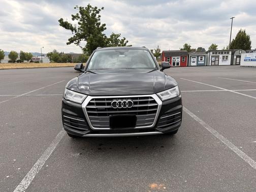 2018 Audi Q5 2.0T Premium Plus