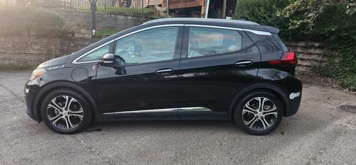 Black 2017 Chevrolet Bolt EV Premier