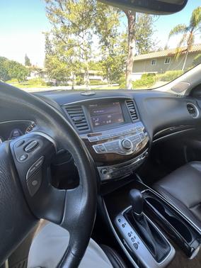 2015 INFINITI QX60 Base