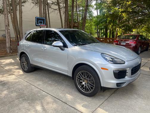 Silver 2018 Porsche Cayenne Cayenne Platinum Edition
