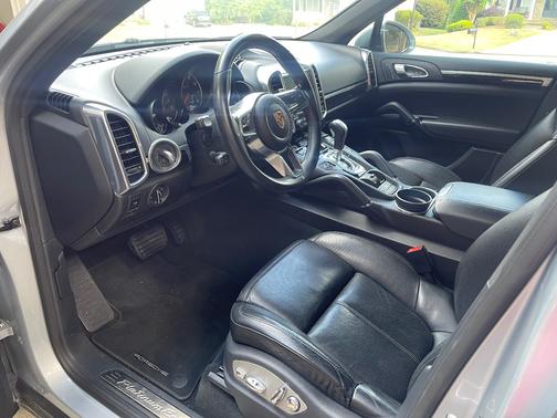 Silver 2018 Porsche Cayenne Cayenne Platinum Edition