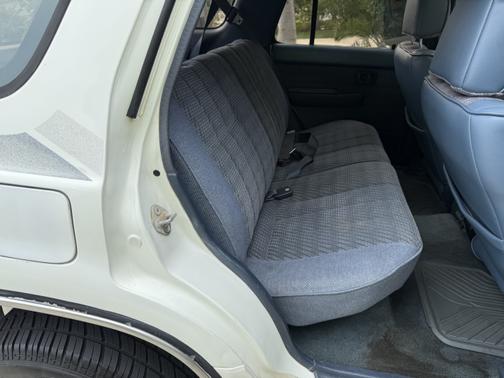 1993 Toyota 4Runner SR5 V6 4WD