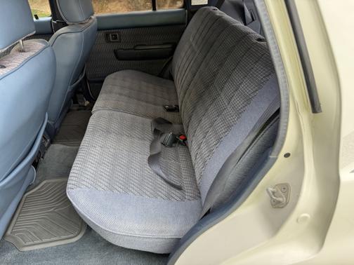 1993 Toyota 4Runner SR5 V6 4WD