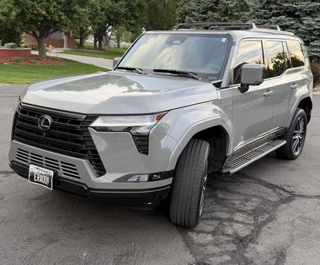 Gray 2024 Lexus GX 550 Premium+