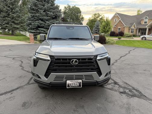 Gray 2024 Lexus GX 550 Premium+