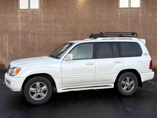 White 2006 Lexus LX 470 Base