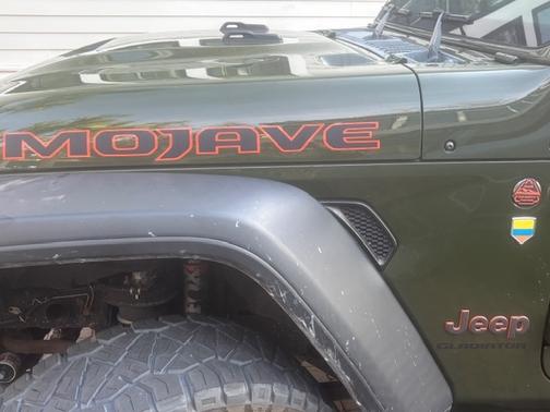 2021 Jeep Gladiator Mojave