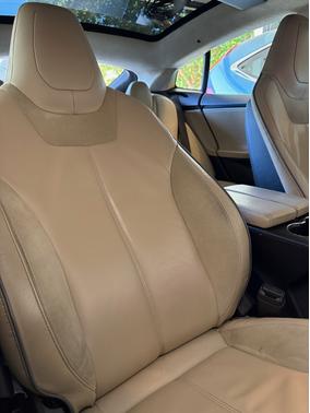 2013 Tesla Model S Performance