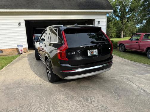 Black 2022 Volvo XC90 Recharge Plug-In Hybrid T8 Inscription 6 Passenger