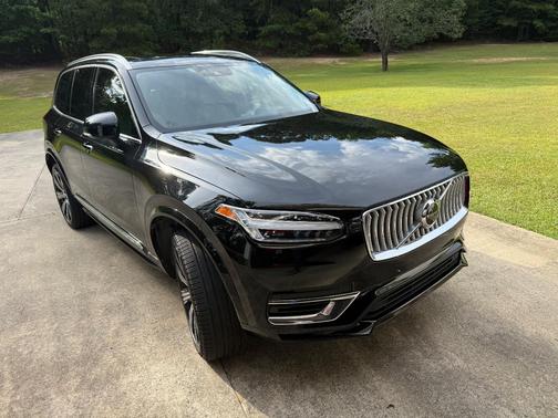 Black 2022 Volvo XC90 Recharge Plug-In Hybrid T8 Inscription 6 Passenger