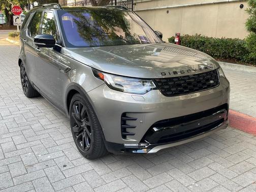 Silver 2023 Land Rover Discovery P360 HSE R-Dynamic