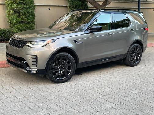 Silver 2023 Land Rover Discovery P360 HSE R-Dynamic