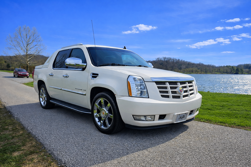 2012 Cadillac Escalade EXT Luxury