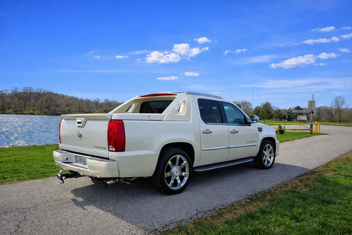 2012 Cadillac Escalade EXT Luxury