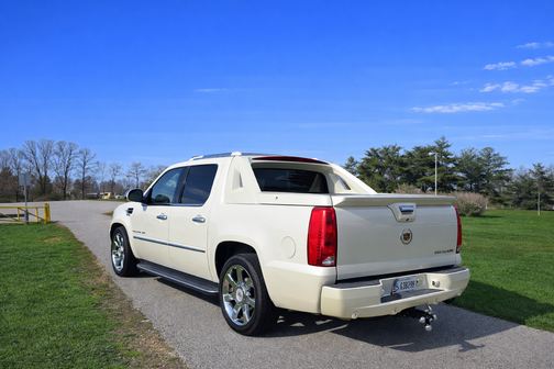 2012 Cadillac Escalade EXT Luxury