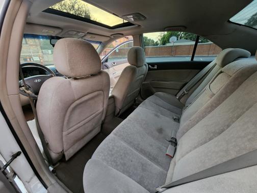 White 2007 Hyundai SONATA SE