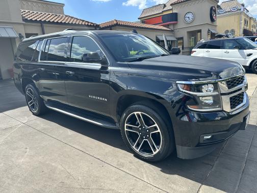 2017 Chevrolet Suburban LT