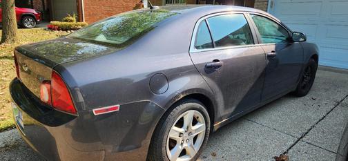 Gray 2010 Chevrolet Malibu LS