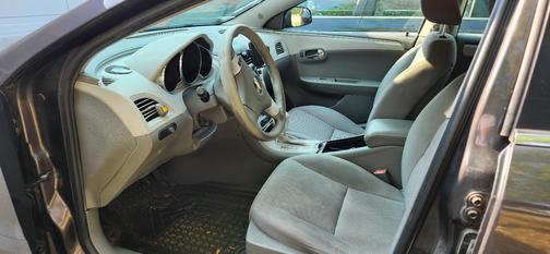 Gray 2010 Chevrolet Malibu LS