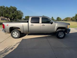 Gray 2009 Chevrolet Silverado 2500 LTZ Crew Cab