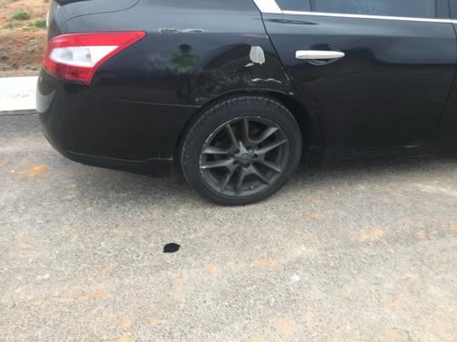 Black 2010 Nissan Maxima SV