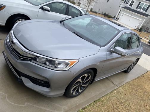 2017 Honda Accord EX-L w/Navigation & Honda Sensing