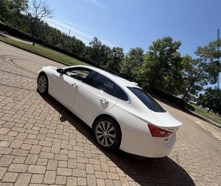 White 2016 Chevrolet Malibu Premier
