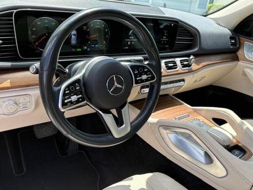 White 2022 Mercedes-Benz GLE 450 Base 4MATIC