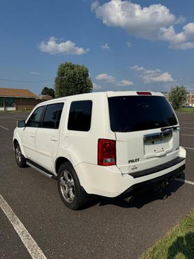 White 2015 Honda Pilot EX-L