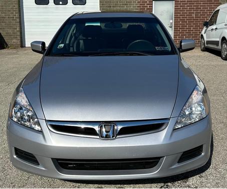 Silver 2007 Honda Accord EX-L