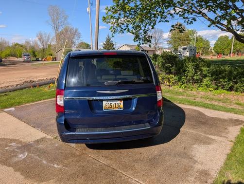 Blue 2014 Chrysler Town & Country Touring