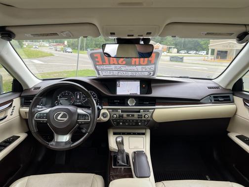 2017 Lexus ES 350 Base