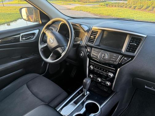 Blue 2020 Nissan Pathfinder S