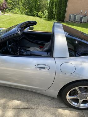 1998 Chevrolet Corvette Base