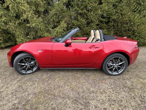 2016 Mazda MX-5 Miata Grand Touring