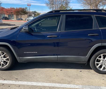 2015 Jeep Cherokee Sport